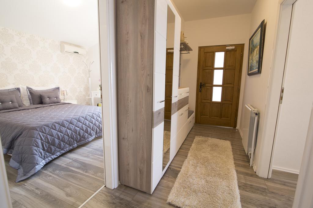 Villa Petra Apartment With Private Pool Makarska Luaran gambar