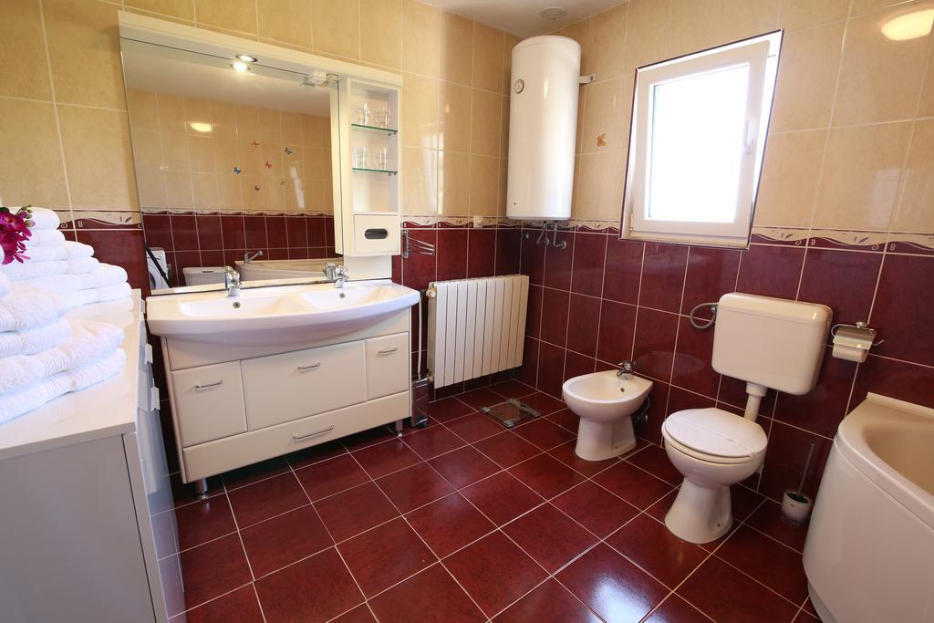 Villa Petra Apartment With Private Pool Makarska Luaran gambar